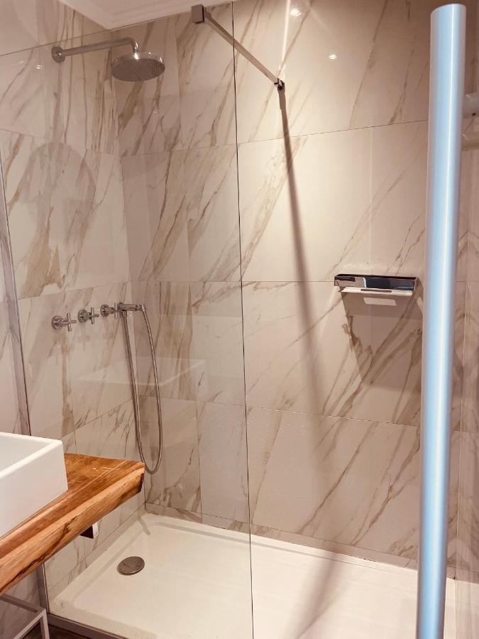 Superbe Appartement Centre Кан Екстериор снимка